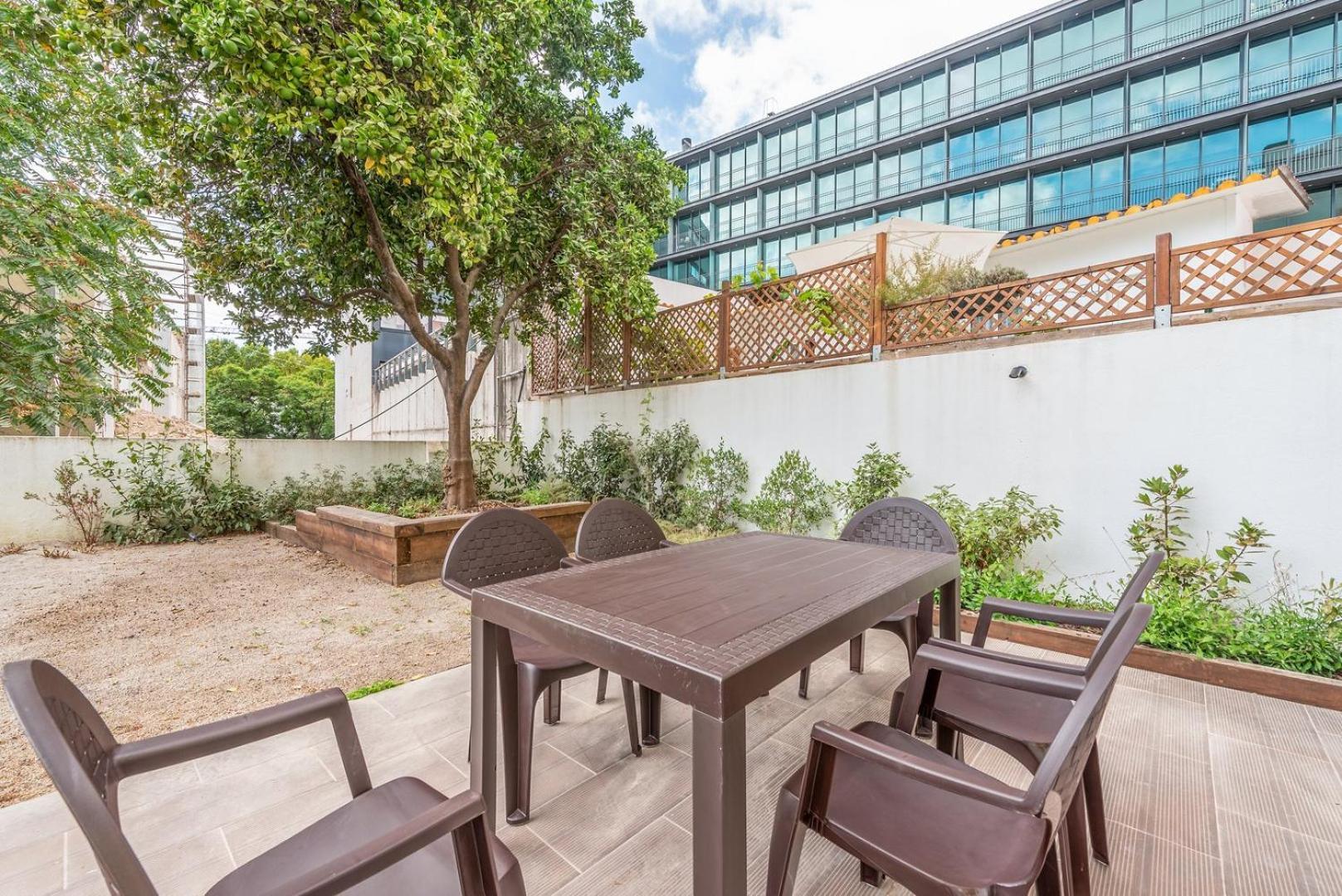 Appartamento Guestready - Saldanha Building Garden Lisbona Esterno foto